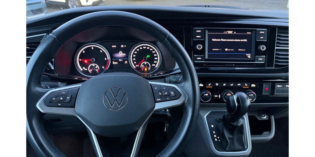 VW T6.1 California 2.0 TDI DSG Ocean/Küche/1Hd LED 82.000 km 49.999 &euro; Frankfurt 60386