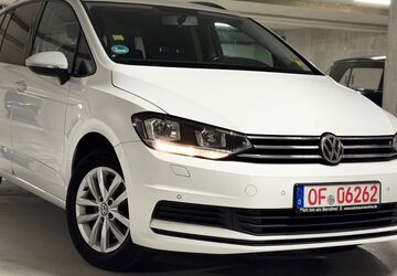 VW Touran 146.698 km 11.270 &euro; Mainhausen 63533