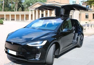Tesla Model X 225.000 km 37.900 &euro; Darmstadt 64293