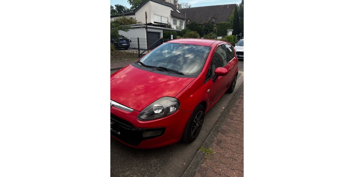 Fiat Punto Evo 158.326 km 1.299 &euro; Frankfurt am Main 60529