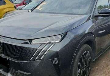 Peugeot 5008 14.735 km 32.480 &euro; Rüsselsheim 65428