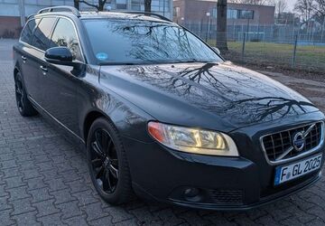 Volvo V70 215.000 km 6.000 &euro; Frankfurt am main 60386