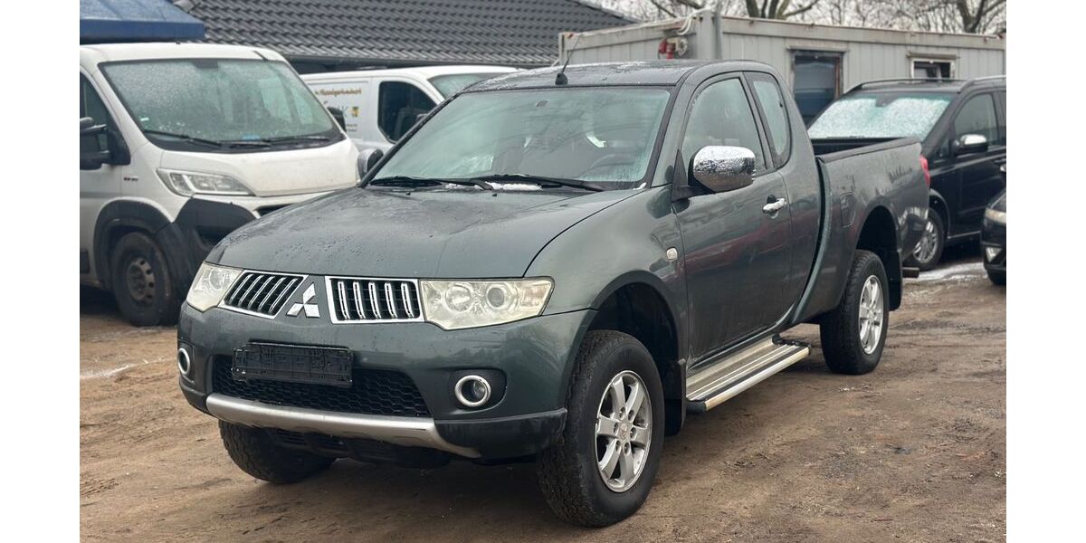 Mitsubishi L200 272.000 km 9.490 &euro; Darmstadt 64293