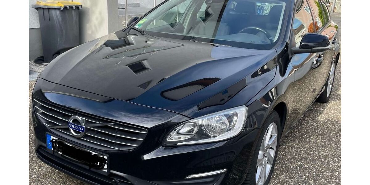 Volvo V60 220.000 km 8.200 &euro; Nauheim 64569