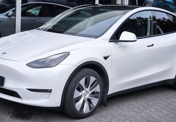 Tesla Model Y 105.000 km 31.450 &euro; Dieburg 64807