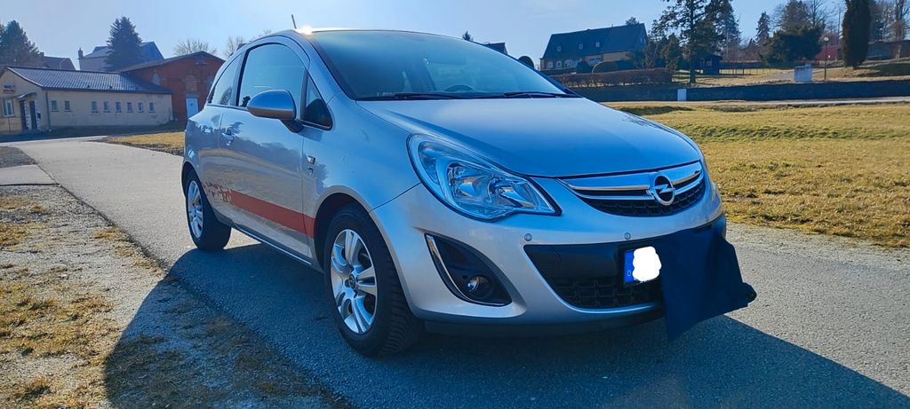 Opel Corsa 127.000 km 3.850 &euro; Rüsselsheim am Main 65428