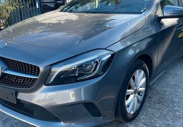 Mercedes-Benz A 180 118.000 km 14.990 &euro; Flörsheim 65439