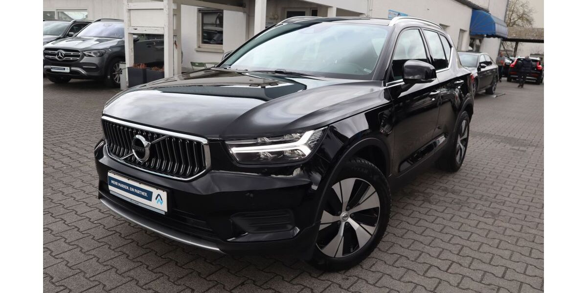 Volvo XC40 98.553 km 23.485 &euro; Darmstadt 64291