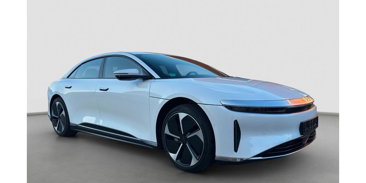 Lucid Air 12.460 km 80.695 &euro; Frankfurt 60388