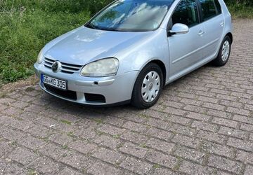 VW Golf 288.000 km 2.199 &euro; Ginsheim Gustavsburg 65462