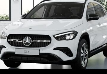 Mercedes-Benz GLA 200 9.900 km 38.850 &euro; Darmstadt 64295