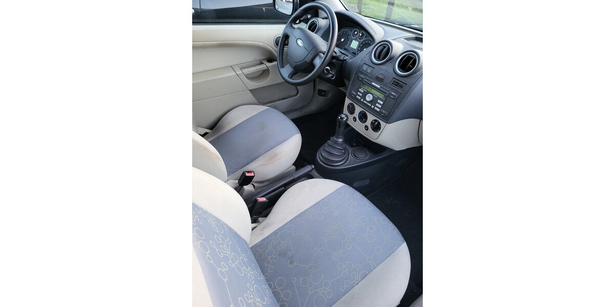 Ford Fiesta 149.059 km 1.600 &euro; Bischofsheim 65474