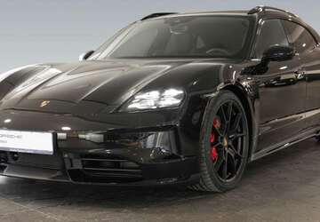 Porsche Taycan 9.900 km 128.990 &euro; Frankfurt 60314
