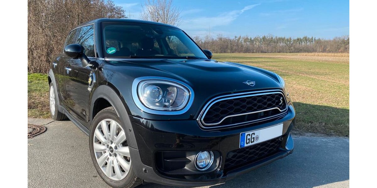 Mini Countryman SE (Cooper) 23.800 km 20.950 &euro; Trebur 65468