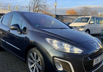 Peugeot 308 1.6 Turbo Allure/2Hd/Scheckh. 108.000 km 6.590 &euro; Frankfurt 60386