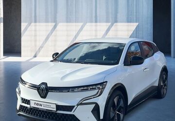 Renault Megane E-TECH 33.632 km 17.960 &euro; Frankfurt / Main 60314