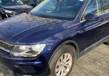 VW Tiguan 212.000 km 14.875 &euro; Hofheim am Taunus 65719