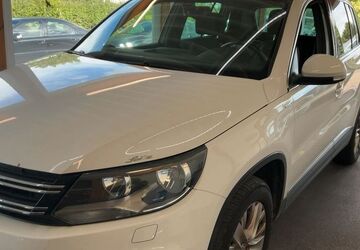 VW Tiguan 214.000 km 9.990 &euro; Frankfurt am Main 65933