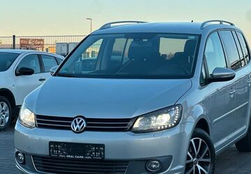 VW Touran 97.000 km 10.699 &euro; Dietzenbach 63128