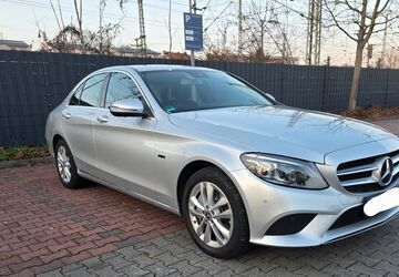 Mercedes-Benz C 300 79.618 km 25.700 &euro; Frankfurt am Main 60598