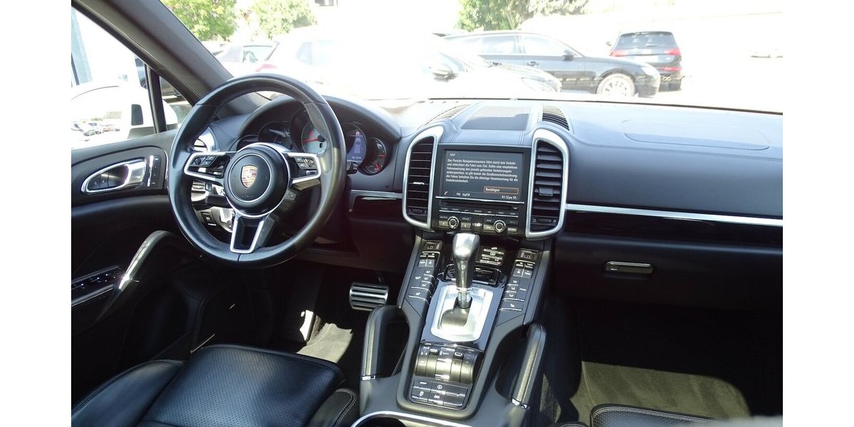 Porsche Cayenne S 4,2l Diesel Pano, Navi, 21 Zoll, Standhe 225.443 km 26.990 &euro; Rodgau 63110