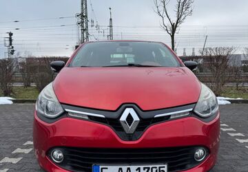 Renault Clio 158.000 km 4.390 &euro; Frankfurt am Main 65931