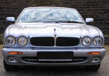 Jaguar XJ 158.500 km 21.999 &euro; Heppenheim 64646