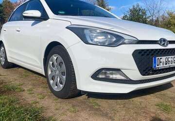 Hyundai i20 93.500 km 7.000 &euro; Rodgau - Weiskirchen 63110