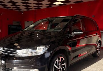 VW Touran 114.000 km 16.990 &euro; Weiterstadt 64331