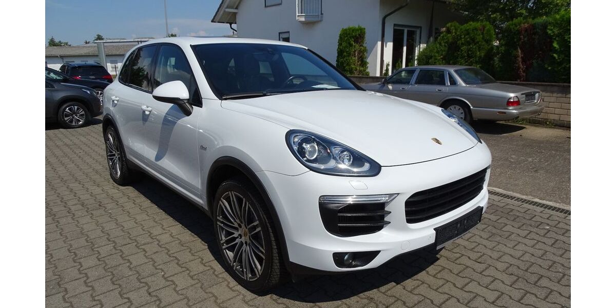Porsche Cayenne 229.443 km 22.990 &euro; Rodgau 63110
