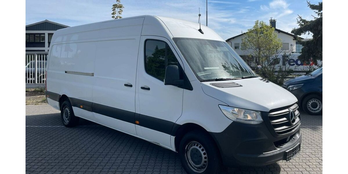 Mercedes-Benz Sprinter 181.500 km 15.980 &euro; Langen 63225