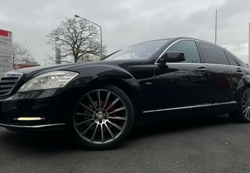 Mercedes-Benz S 400 225.000 km 13.500 &euro; Frankfurt am Main 60486