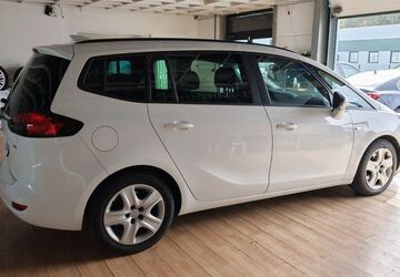 Opel Zafira Tourer 154.000 km 10.999 &euro; Rodgau 63110