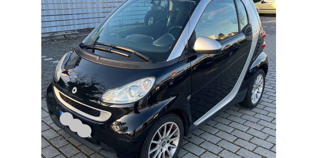 Smart ForTwo 83.000 km 3.900 &euro; Kelsterbach 65451