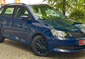 Skoda Fabia 128.000 km 7.999 &euro; Darmstadt 64293