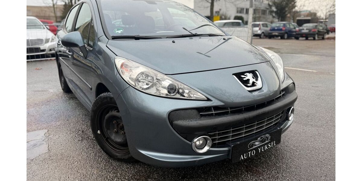 Peugeot 207 182.000 km 3.990 &euro; Heppenheim 64646