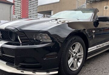 Ford Mustang 110.000 km 15.450 &euro; Neu Isenburg 63263
