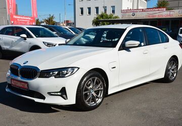 BMW 320 124.000 km 24.900 &euro; Frankfurt am Main 60388