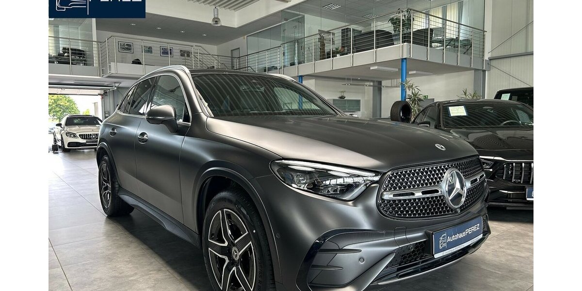 Mercedes-Benz GLC 300 d 4M AMG PREMIUM+ MAGNO- AIRMATIC- PANO! 14.270 km 63.549 &euro; Groß-Umstadt 64823
