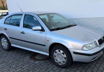 Skoda Octavia 139.000 km 1.900 &euro; Alsbach 64665