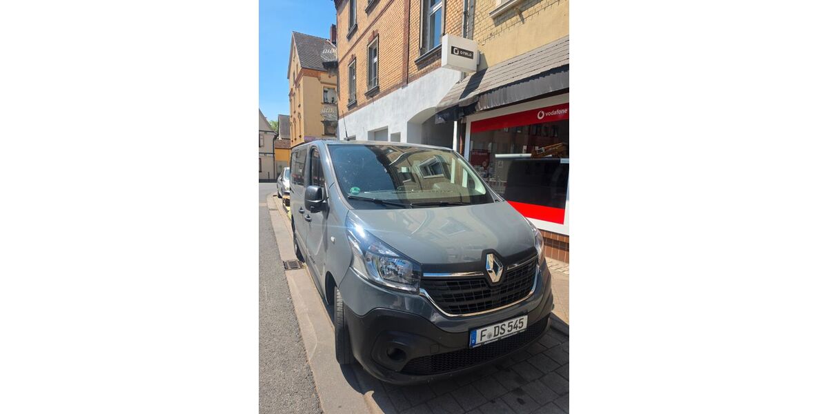 Renault Trafic 92.057 km 20.999 &euro; Frankfurt am Main 65933