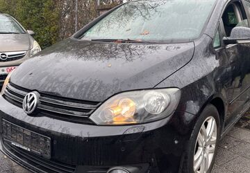 VW Golf 156.200 km 2.980 &euro; Dreieich 63303