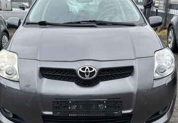 Toyota Auris 112.500 km 7.299 &euro; Dietzenbach 63128