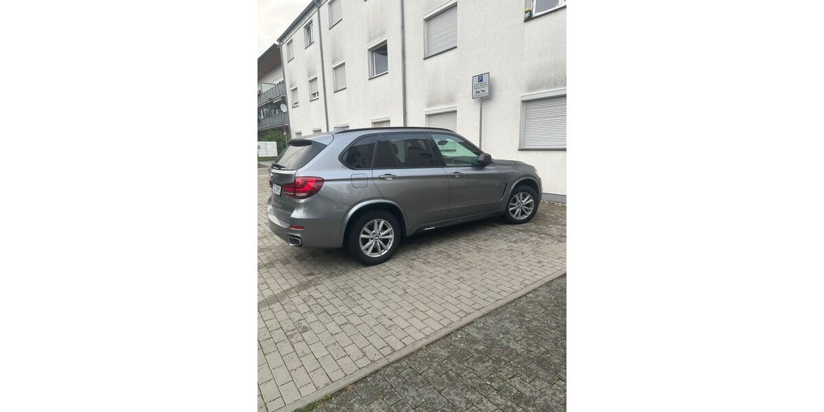 BMW X5 230.000 km 25.500 &euro; Frankfurt am Main 60326