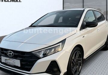 Hyundai i20 15.443 km 16.990 &euro; Flörsheim am Main 65439