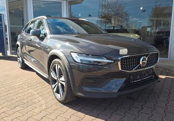 Volvo V60 Cross Country 19.500 km 37.690 &euro; Dietzenbach 63128