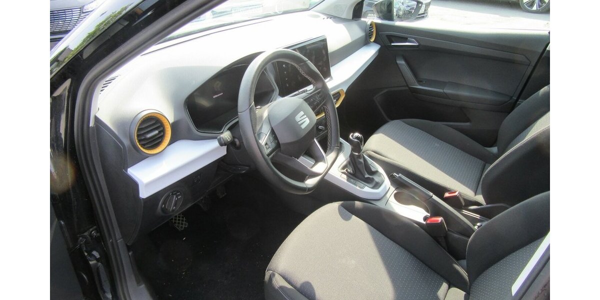 Seat Arona Style 1.0 53.000 km 17.499 &euro; Gernsheim 64579