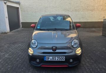 Abarth 595 Competizione 64.100 km 18.000 &euro; Offenbach am Main 63071