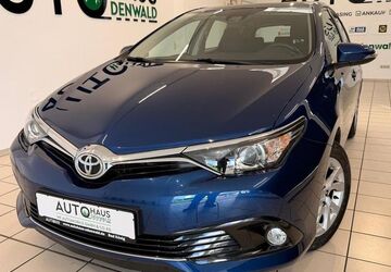 Toyota Auris 93.000 km 12.990 &euro; Bad König 64732