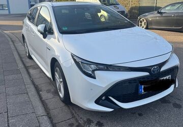 Toyota Corolla 199.000 km 14.900 &euro; Offenbach am Main 63073